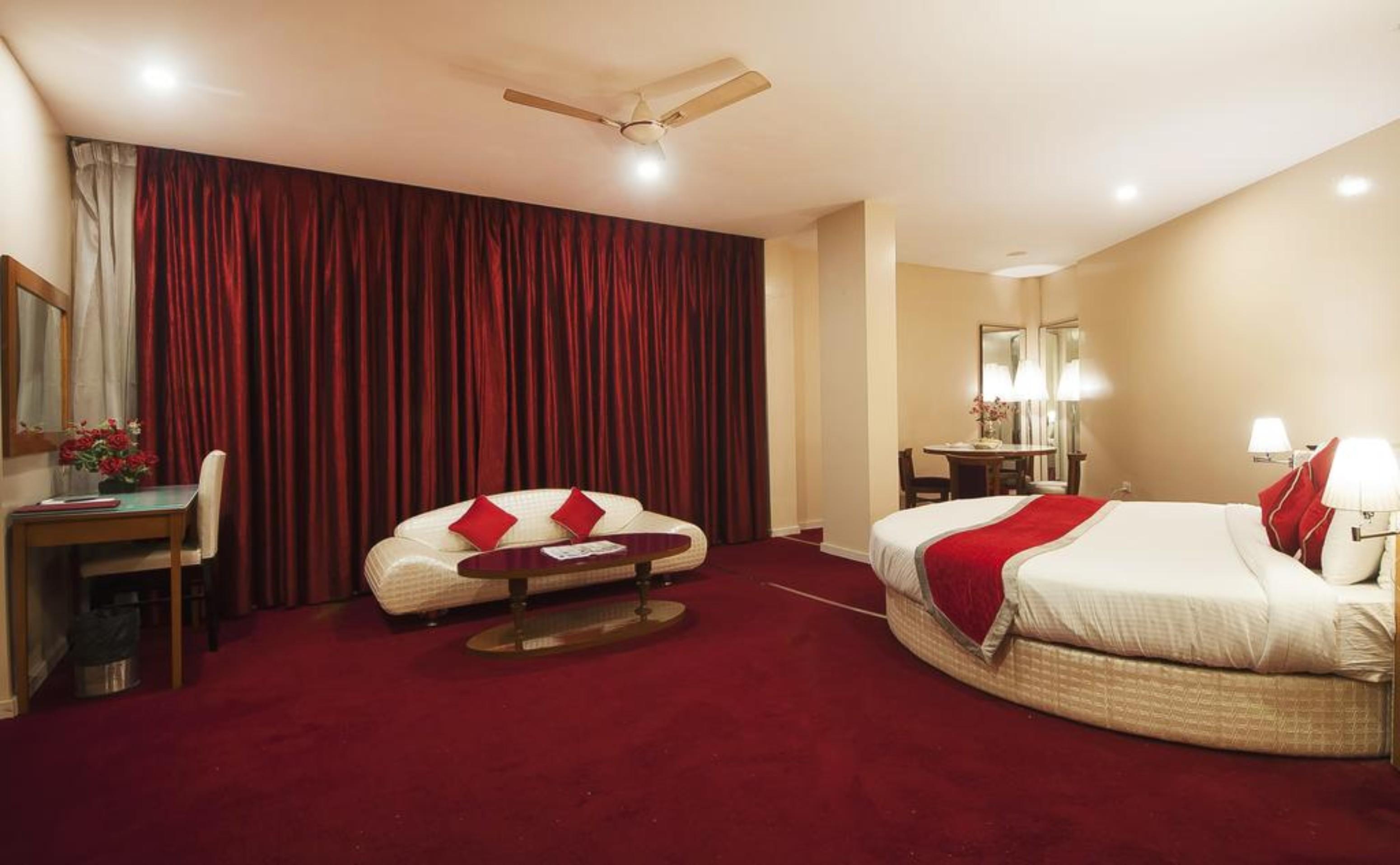 Airport Hotel Ramhan Palace Mahipalpur Nova Deli Exterior foto
