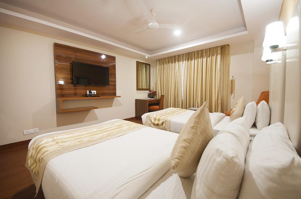 Airport Hotel Ramhan Palace Mahipalpur Nova Deli Exterior foto